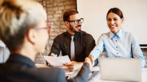 HR ADVISOR